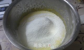 8寸基础戚风的做法步骤：4