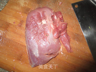 香炸鸭胸肉的做法步骤：1