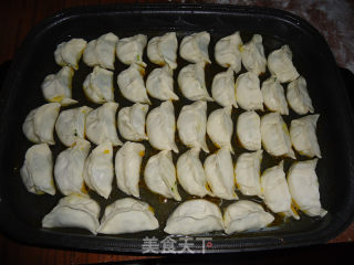 三鲜煎饺的做法步骤：11