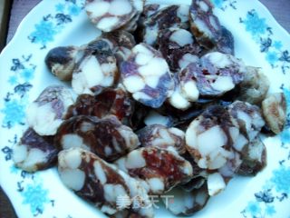 青蒜炒腊肠的做法步骤：4