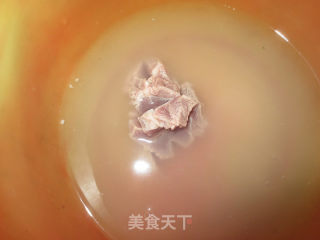 菠菜瘦肉粥的做法步骤：2
