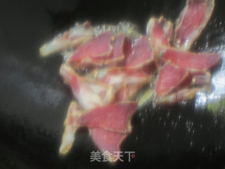 咸香花菜的做法步骤：2