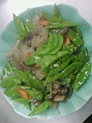 荷兰豆炒牛鞭的做法步骤：2