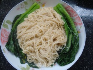 牛腩汤面的做法步骤：6