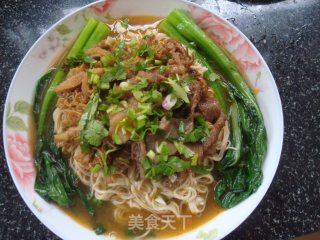 牛腩汤面的做法步骤：7