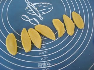 香香脆脆我爱吃——鸡蛋脆麻花的做法步骤：3