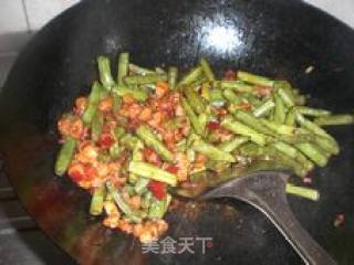 干煸豆角的做法步骤：6