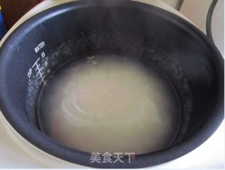 皮蛋瘦肉粥的做法步骤：3