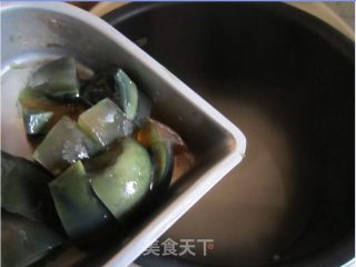 皮蛋瘦肉粥的做法步骤：5