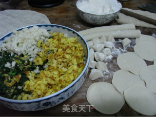 农家饭之三小蒜鸡蛋馍花素饺子的做法步骤：6