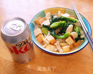 鱼丸鱼豆腐炒时蔬的做法步骤：6