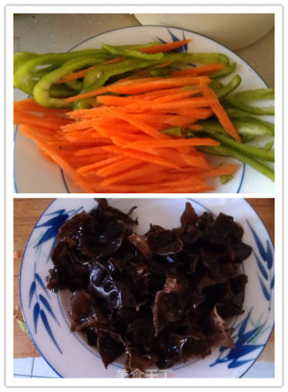 鱼香肉丝的做法步骤：5