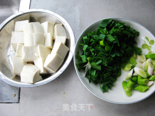 麻婆豆腐的做法步骤：1