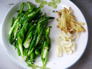 尖椒肉丝的做法步骤：3