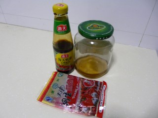 美味烤鸡翅的做法步骤：1
