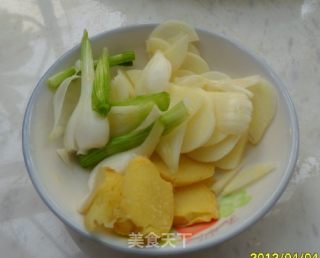 清蒸多宝鱼的做法步骤：2