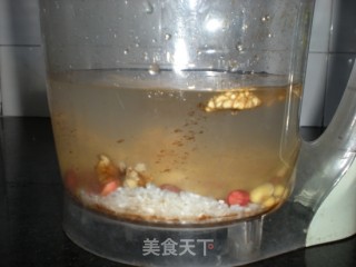 核桃花生豆浆的做法步骤：10