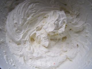 草莓慕斯蛋糕的做法步骤：15