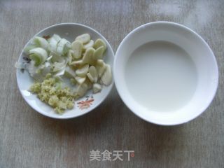 海米香菇扒油菜的做法步骤：3