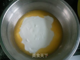 芒果奶油蛋糕卷的做法步骤：1