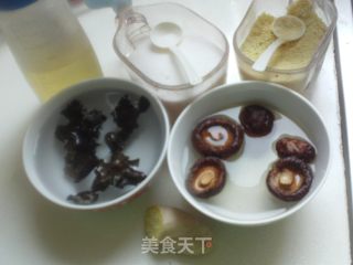 排骨汤的做法步骤：2