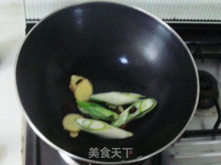 红烧土豆的做法步骤：4