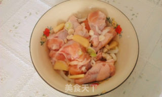 蜜汁啤酒鸡翅根的做法步骤：2