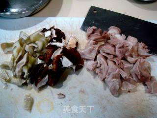 香辣烧肚片的做法步骤：1