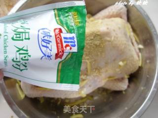 啤香盐焗烤全鸡的做法步骤：6