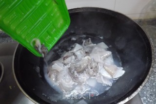 香辣墨鱼的做法步骤：3