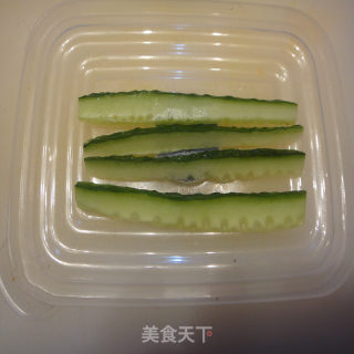 果蔬鸭蛋寿司卷的做法步骤：6