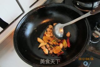 红烧鲈鱼的做法步骤：10