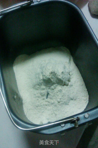 黑芝麻豆渣馒头的做法步骤：1