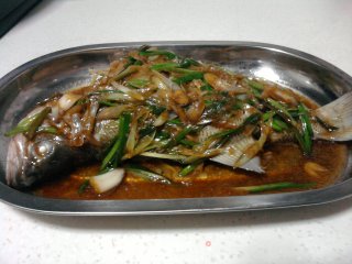 清蒸鲈鱼的做法步骤：6