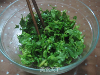 芹菜饼的做法步骤：1