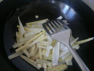 香焖竹笋的做法步骤：4
