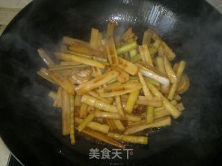 香焖竹笋的做法步骤：7