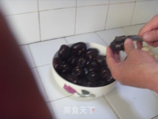 荸荠熘猪肝的做法步骤：1