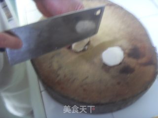 荸荠熘猪肝的做法步骤：2