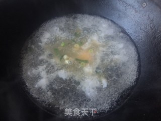 菠菜猪血鸡蛋面的做法步骤：5