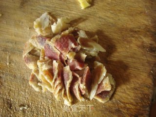 超级下饭菜  腊肉炒蒜薹的做法步骤：4