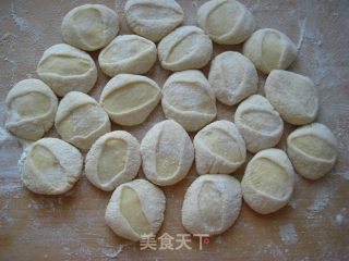 锅贴的做法步骤：8