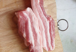 经典红烧肉的做法步骤：1