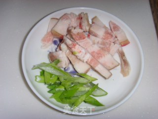 白菜炖冻豆腐的做法步骤：1