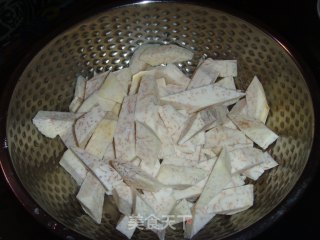 营养丰富的黑芝麻、芋头、红豆、糯米蒸糕~（独家特色哦）的做法步骤：1