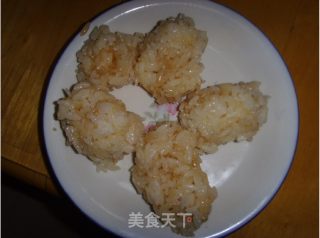 冰鲜三文鱼寿司的做法步骤：3