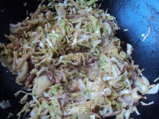 肉丝炒圆白菜的做法步骤：6