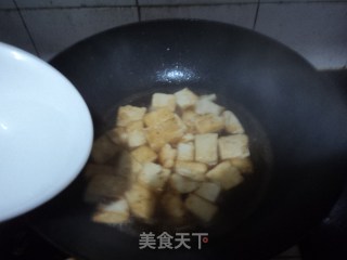 小葱炒豆腐的做法步骤：5
