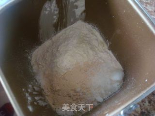 不信你不馋——培根面包的做法步骤：1