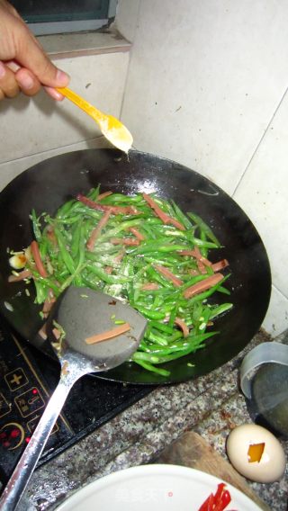 简单好吃的快手菜——快炒四季豆的做法步骤：10